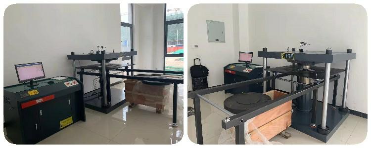 油缸下置式井盖压力试验机客户现场实拍.jpg